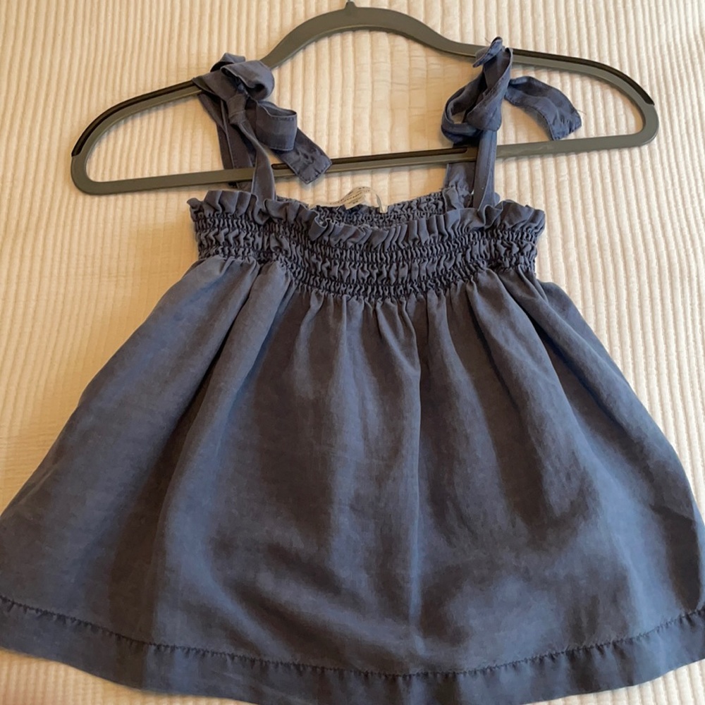 Anthropologie shirt. Never worn. No tags.
